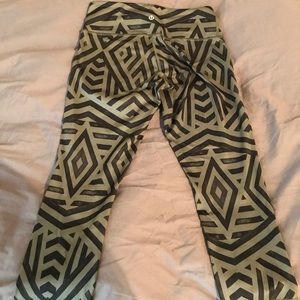 Lululemon crop leggings